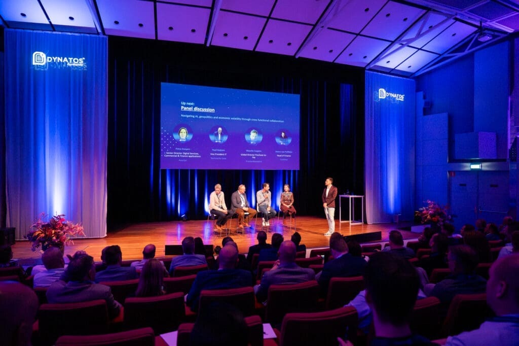 Dynatos Accelerate 2025 paneldiscussion